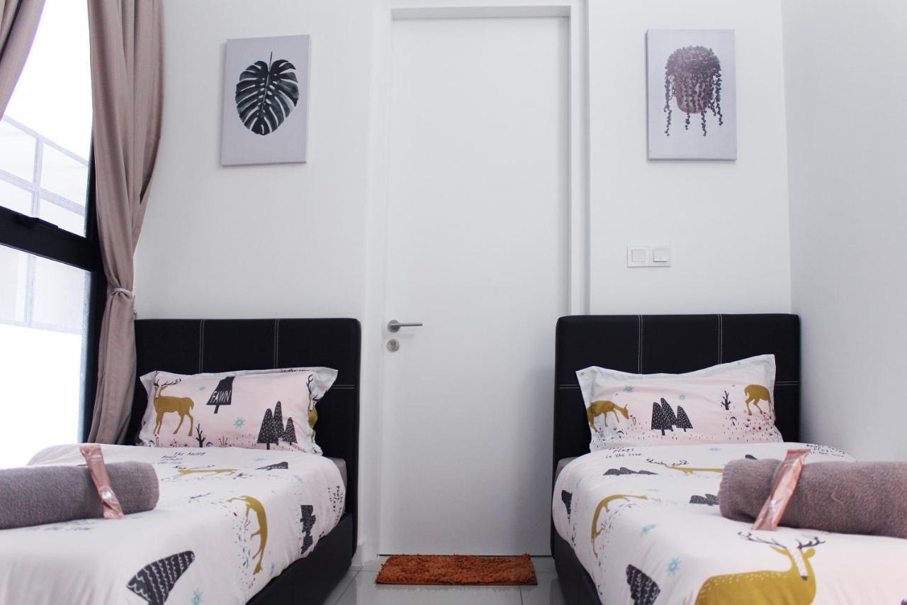 Le Pavillion Puchong By Widebed Upto 6Pax Apartment Kuala Lumpur Luaran gambar