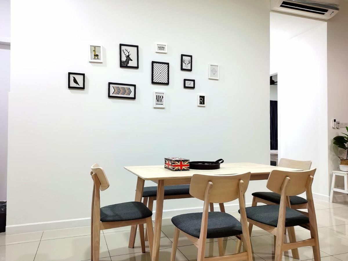 Le Pavillion Puchong By Widebed Upto 6Pax Apartment Kuala Lumpur Luaran gambar