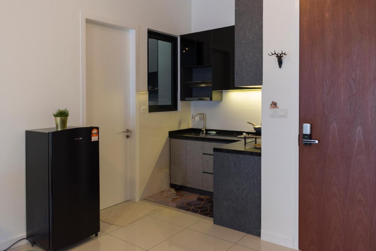 Le Pavillion Puchong By Widebed Upto 6Pax Apartment Kuala Lumpur Luaran gambar